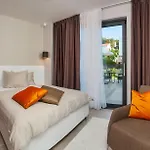 Seaside Luxury With A Swimming Pool Cove Duga, Ciovo - 24268 Vila *
