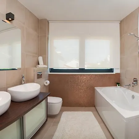 Villa Seaside Luxury With A Swimming Pool Cove Duga, Ciovo - 24268